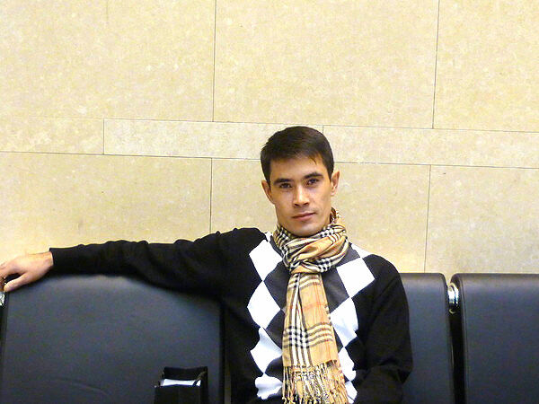  11792042  Duka, 41 ,    