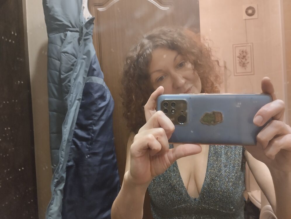  48855372  , 40 ,    