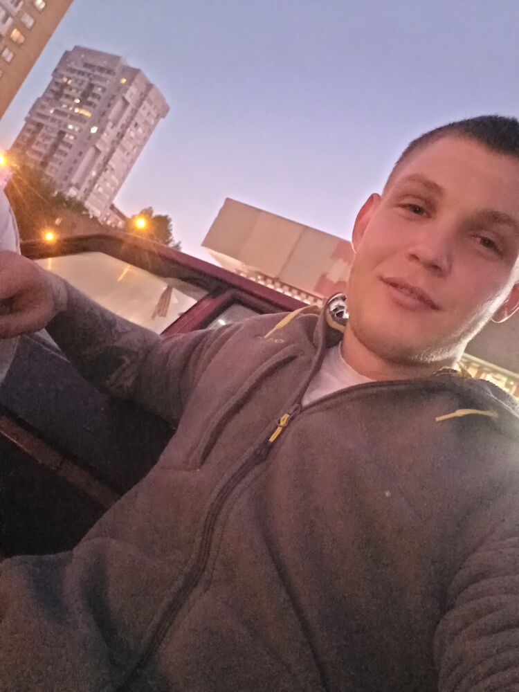  ,   Denis, 28 ,   ,   , c 