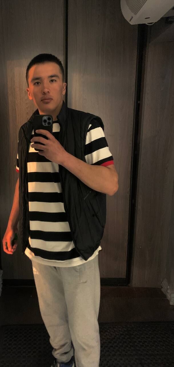  42780822  , 24 ,    