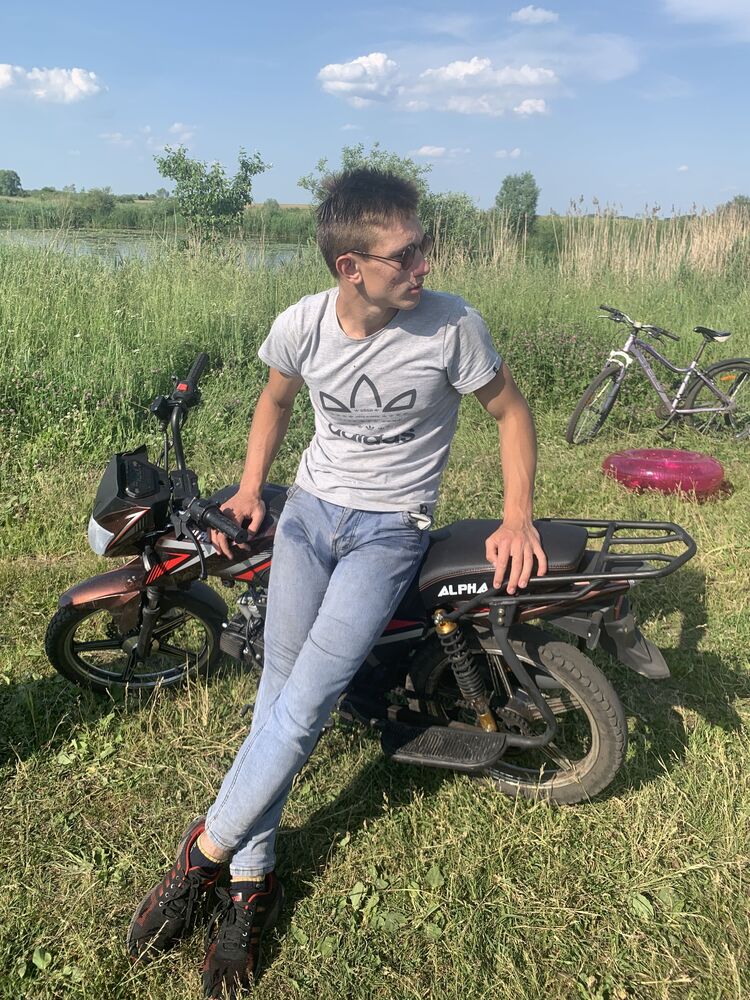  44010492  , 19 ,    