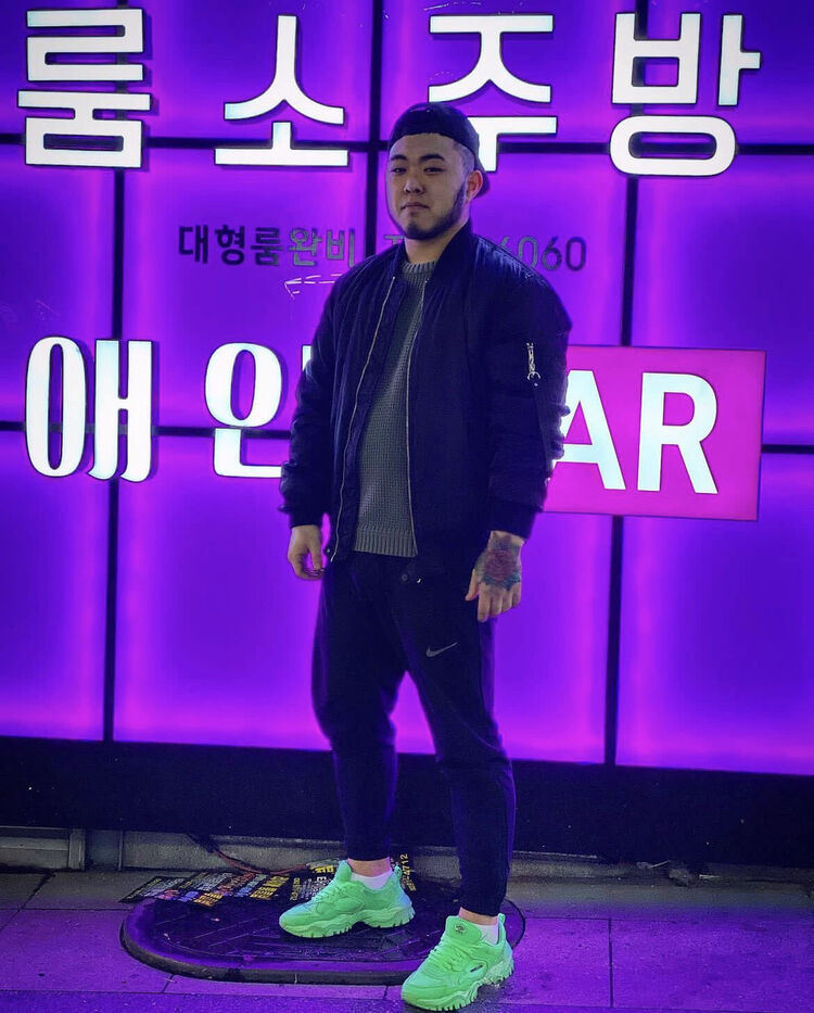  Kwangju,   Kim, 28 ,   ,   