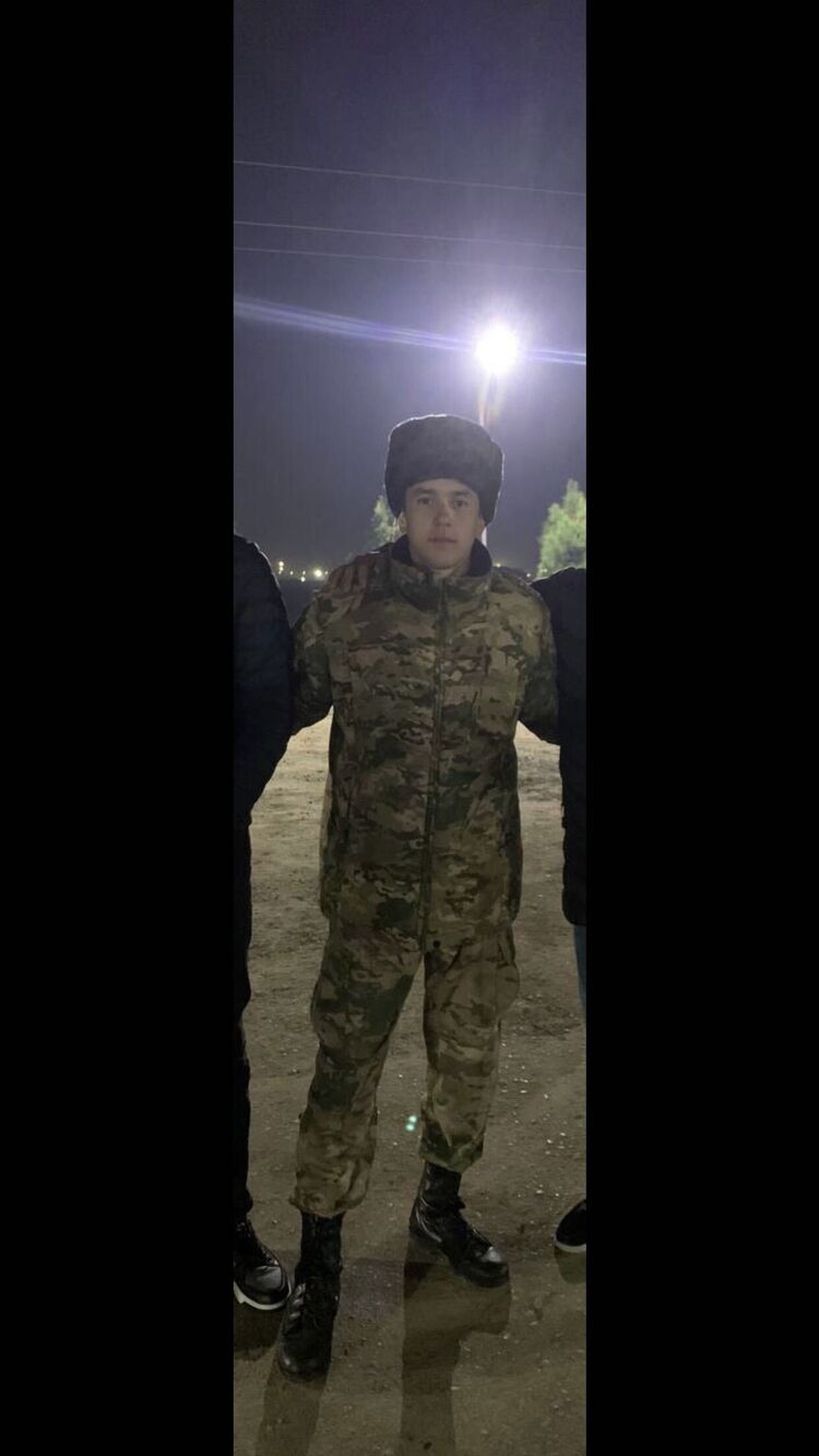  38605052   , 23 ,    