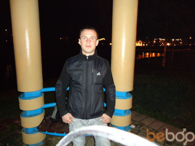  1049892  Ewgenij, 39 ,    