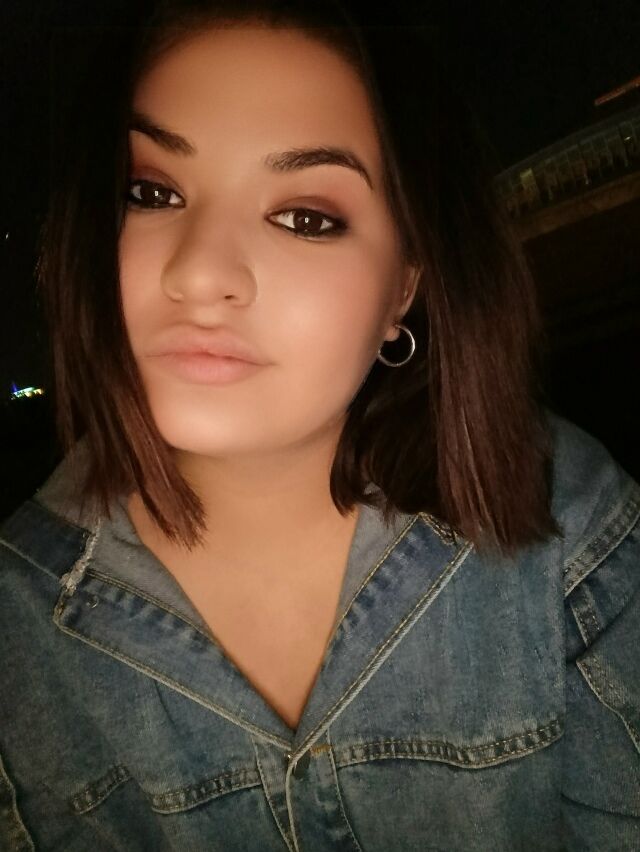  54523592  Rusina, 21 ,    