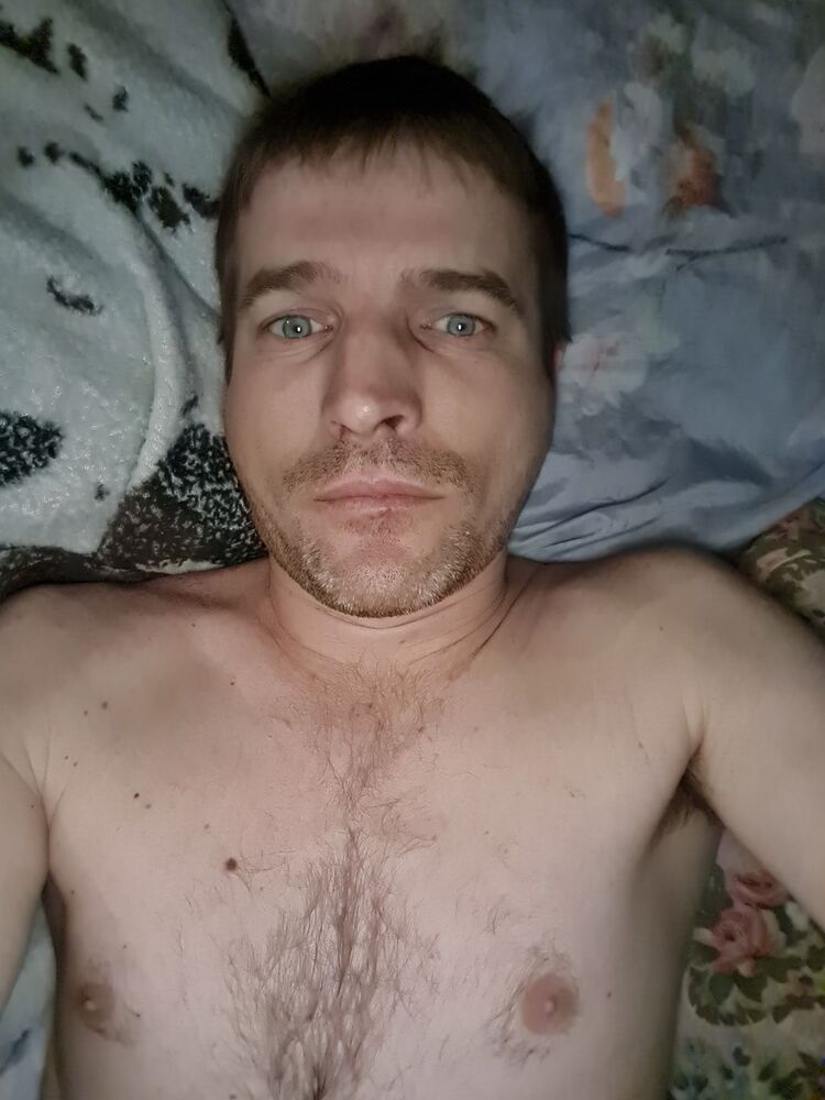  32799972  Alexey, 40 ,    