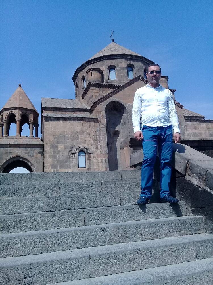  ,   Azat, 43 ,  