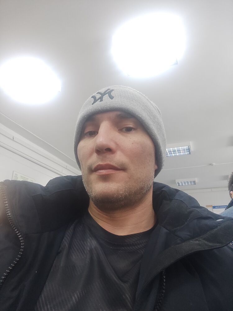  41152352  , 39 ,    