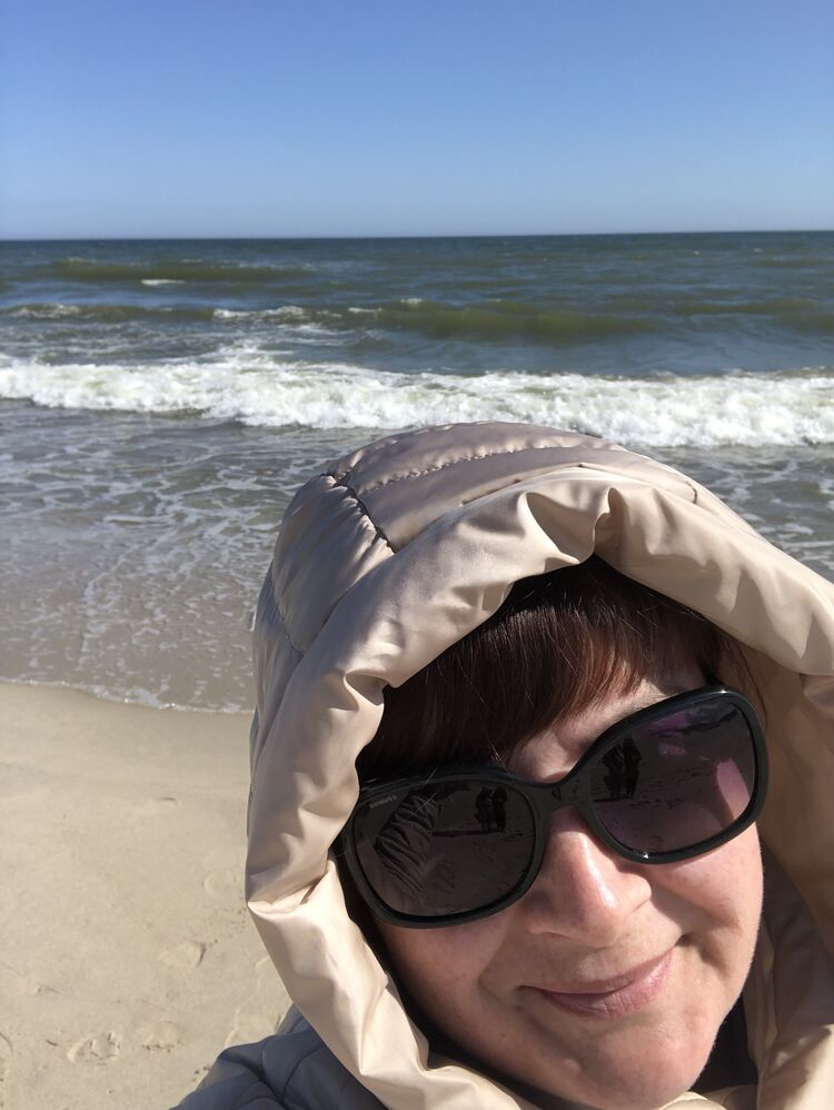  ,   Yana, 43 ,   ,   , c 