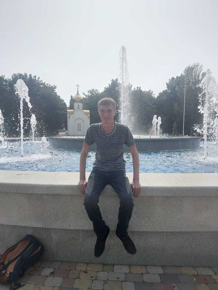  52129292  , 40 ,    --