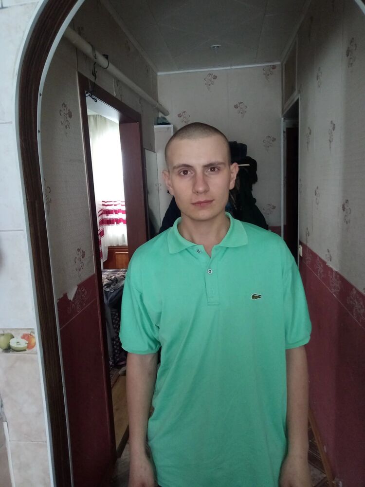  ,   Dima, 22 ,   
