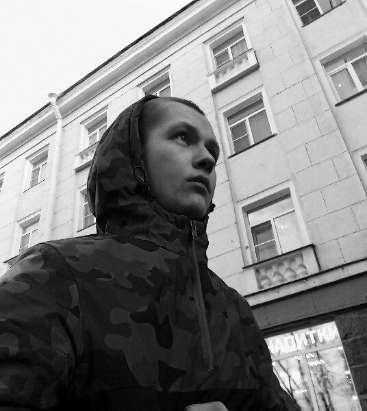  ,   Maxim, 27 ,   ,   