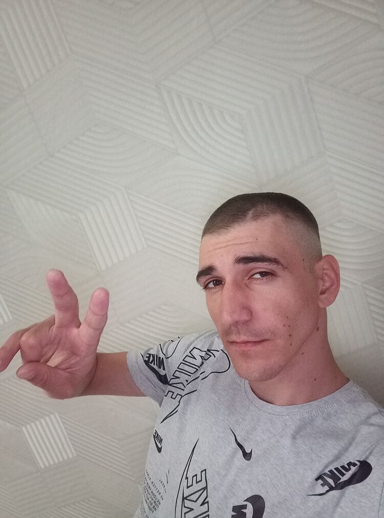  43952112  , 27 ,    
