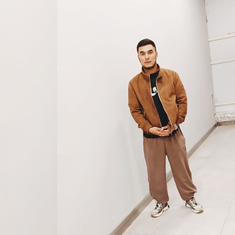  54061272  RAJIK, 20 ,    