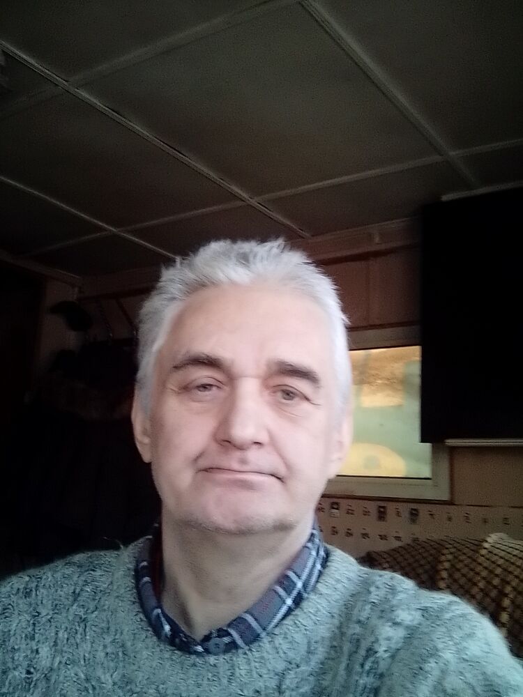  46279672  , 62 ,    