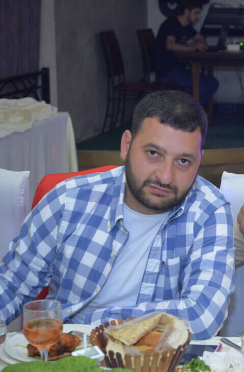  28290312  Gevorg, 33 ,    