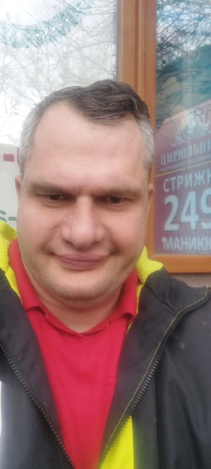  50746442  Slavik, 39 ,    
