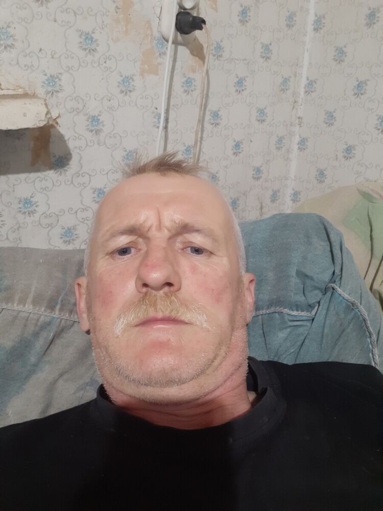  21853902  , 51 ,    -