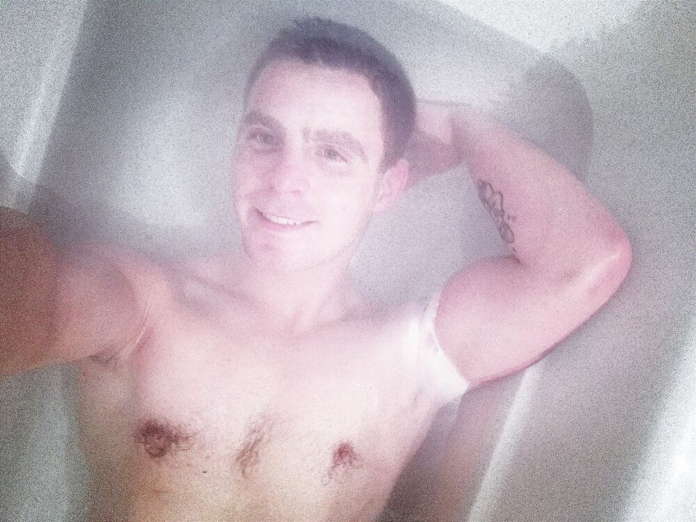  14426182  Bohdan, 35 ,    -