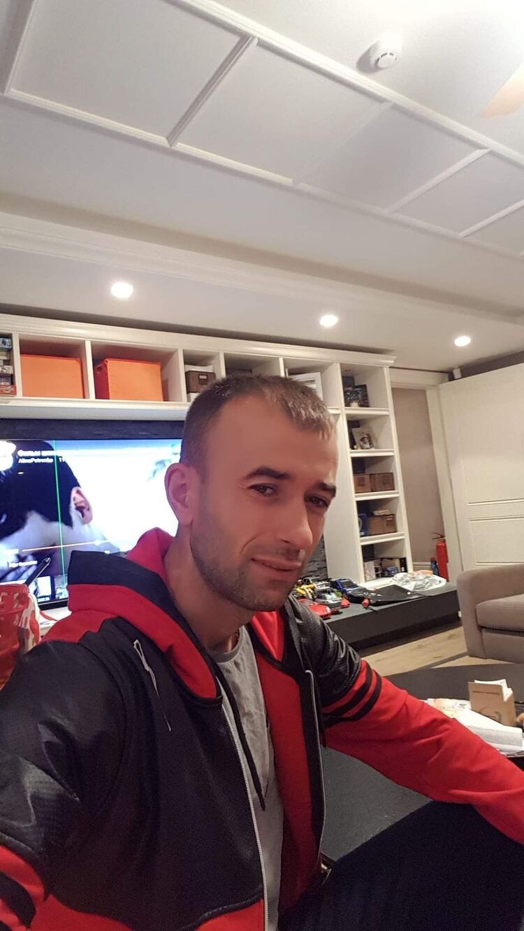  38873762  , 40 ,    