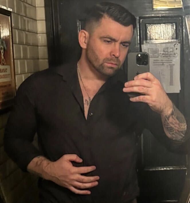  43393082  Hoffman Jack, 41 ,    Canadian