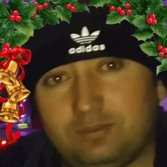  27066722  Mukhamad, 39 ,    