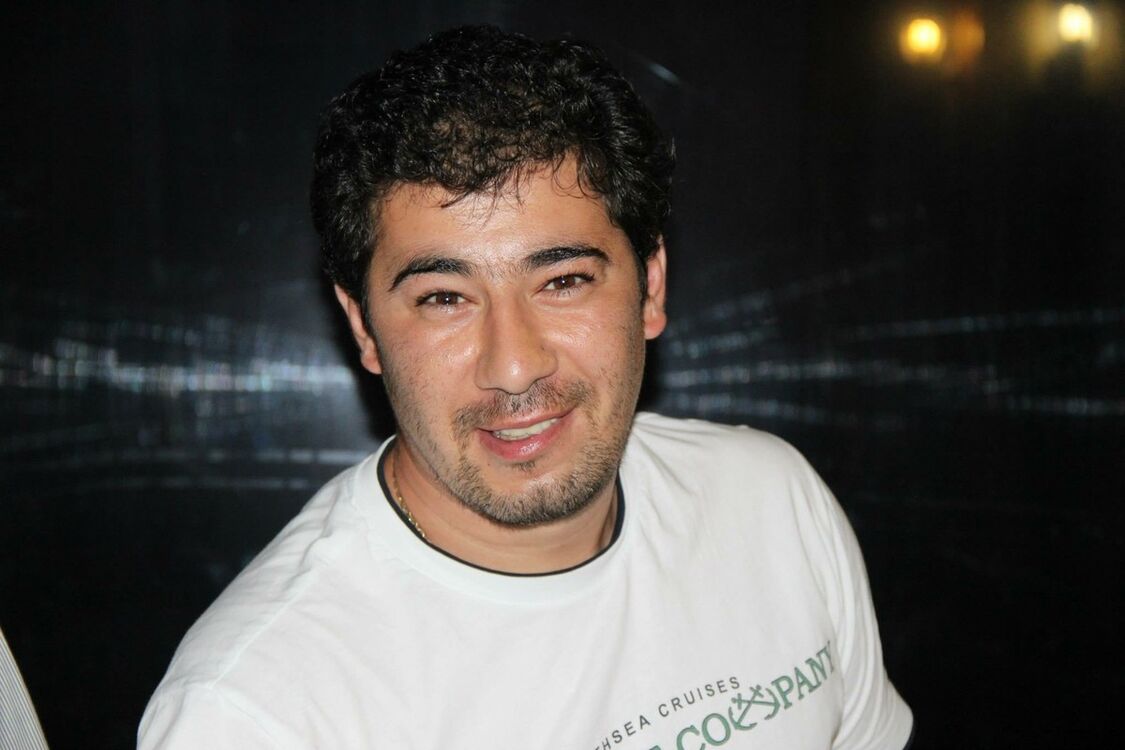  ,   Rafael, 41 ,     , c 
