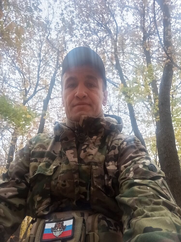 46824892  , 44 ,    