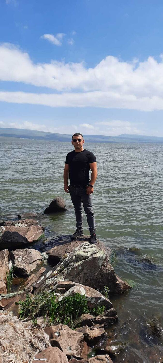  ,   Artur, 35 ,   ,   