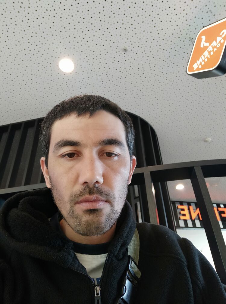  ,   Eldorbek, 37 ,   ,   