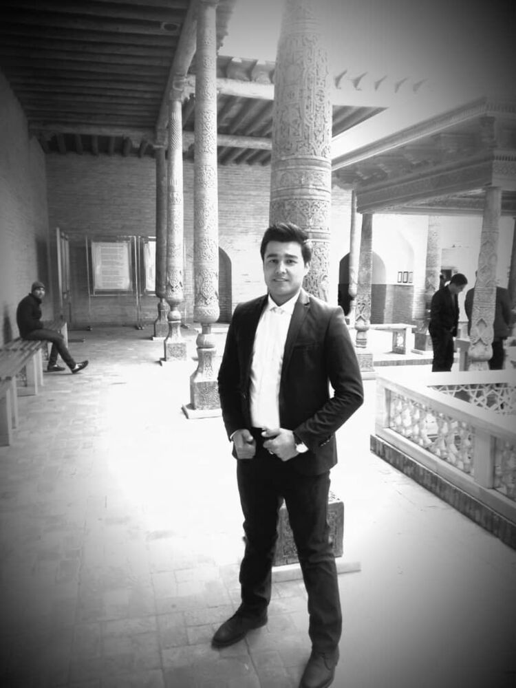  27004402  Sirojiddin, 31 ,    
