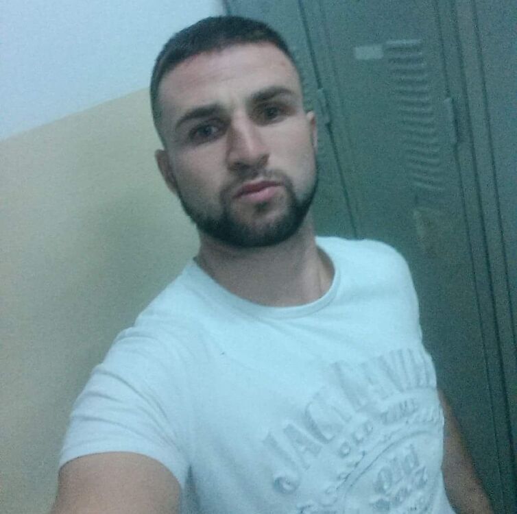  ,   Furriq, 31 ,   ,   , c 