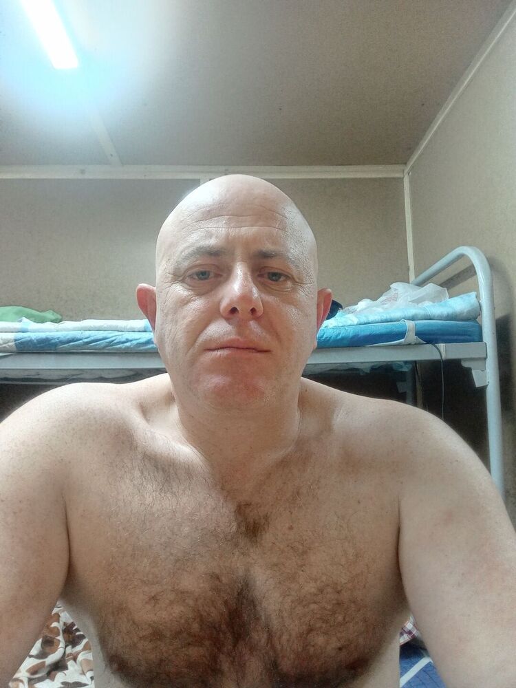  48749002  , 41 ,    