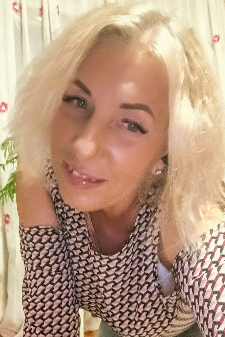  53883052  , 48 ,    