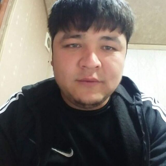  53101042  Ilya, 27 ,     