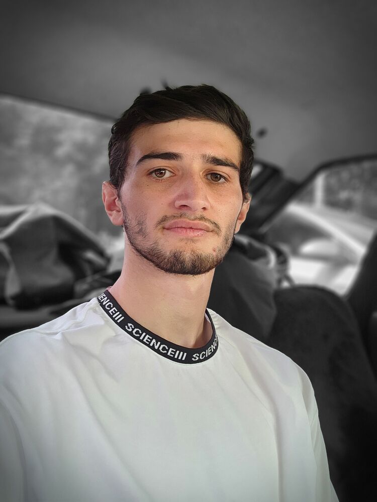 ���� 52098352 ����� ������, 22 ����, ���� ���������� � ������������