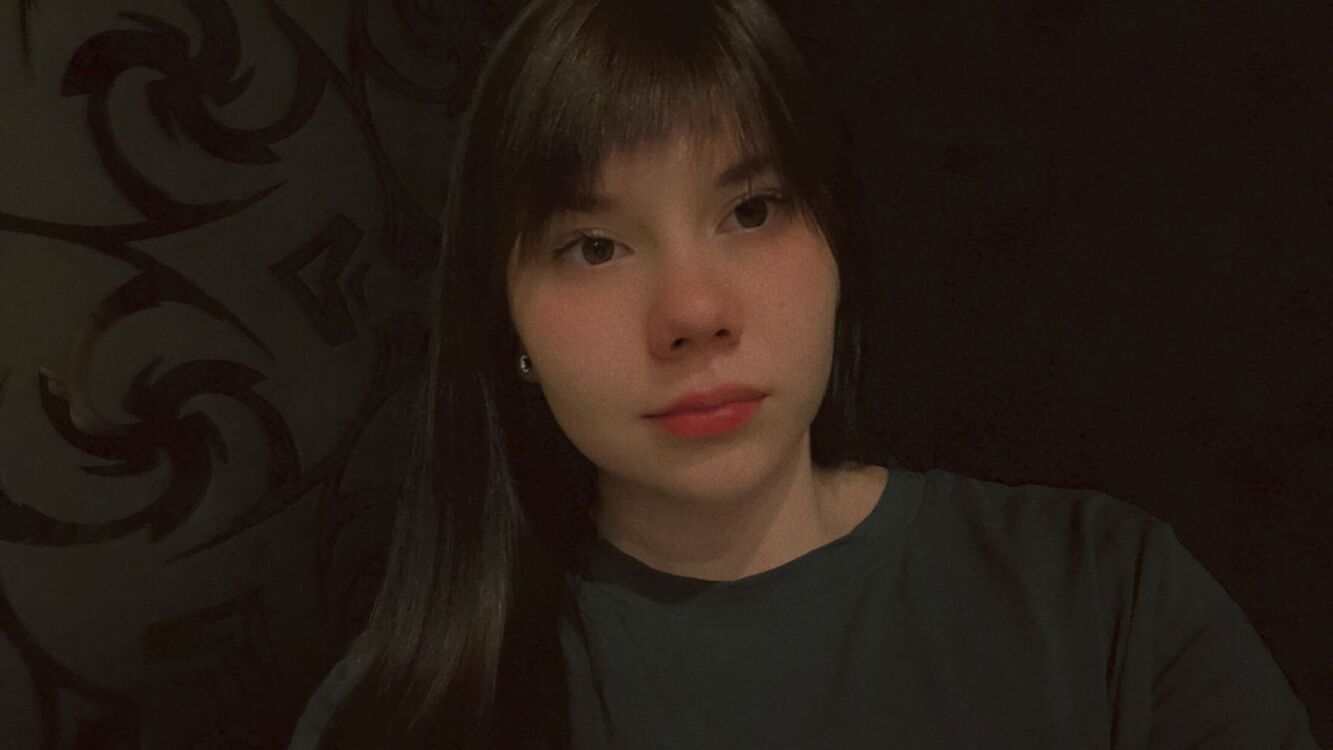  46318032  , 19 ,    