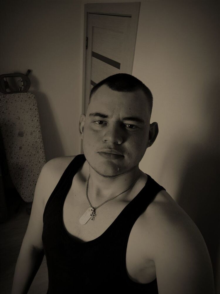  --,   Denis, 25 ,   ,   , c 