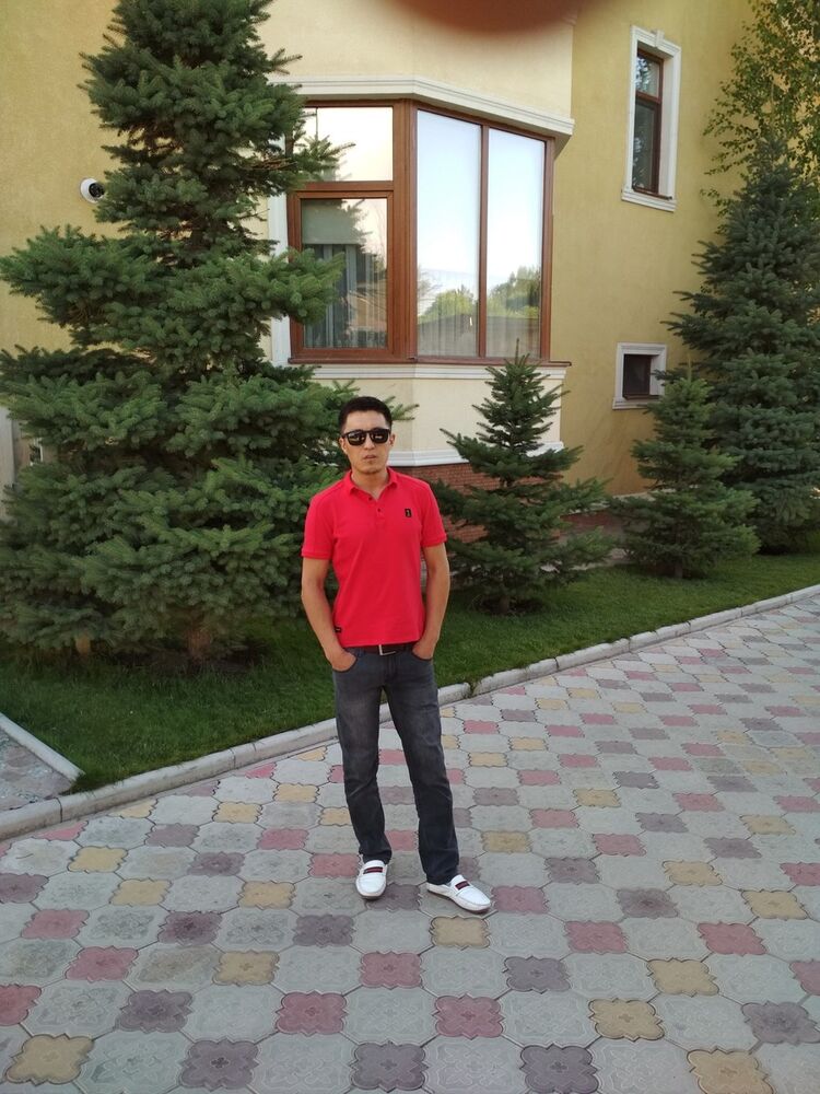  12764312  Rinat, 38 ,    