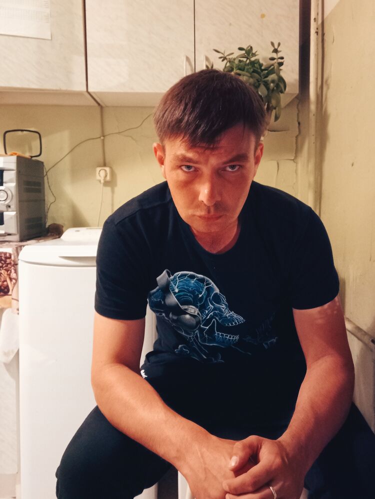  -,   , 32 ,   ,   