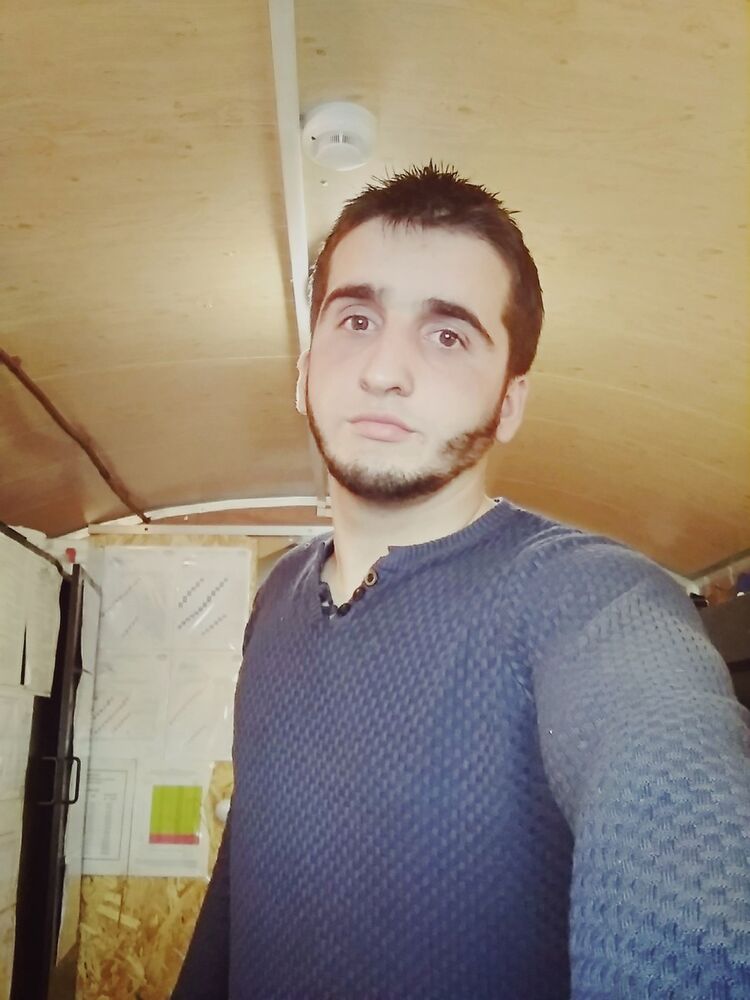  ,   Zubik, 33 ,  
