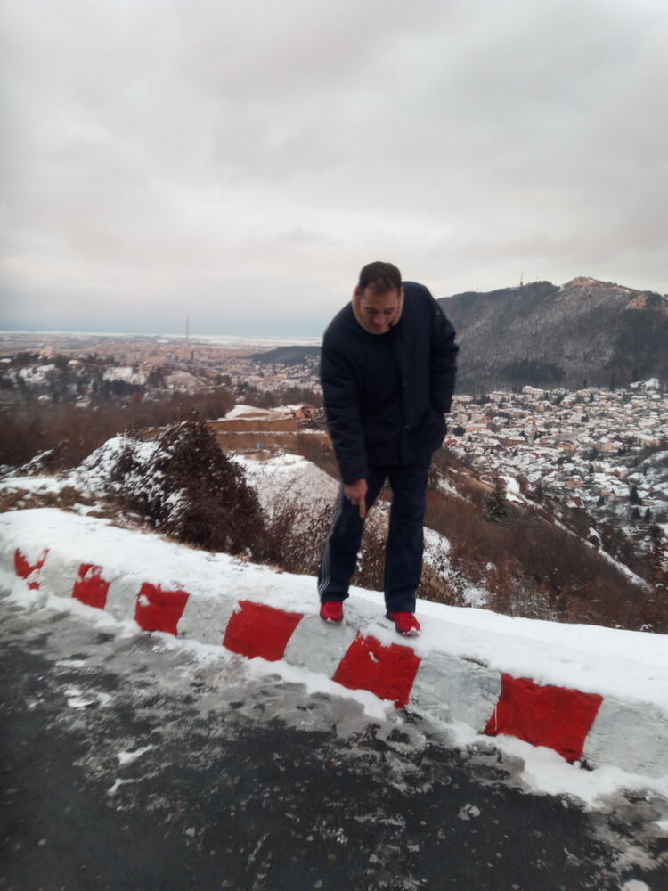  ,   Artur, 46 ,   ,   , c 