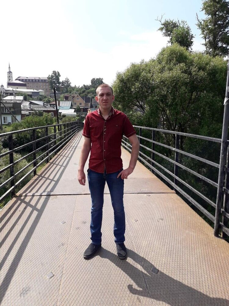  20770872  Victor, 30 ,    