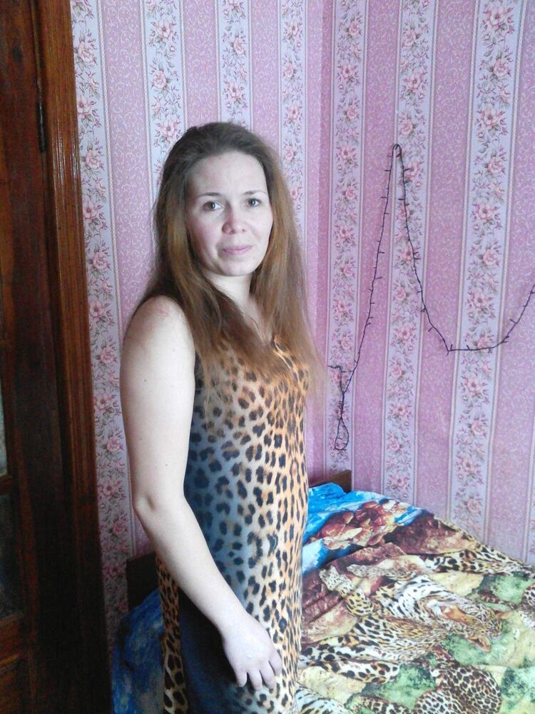  9863572  , 42 ,    