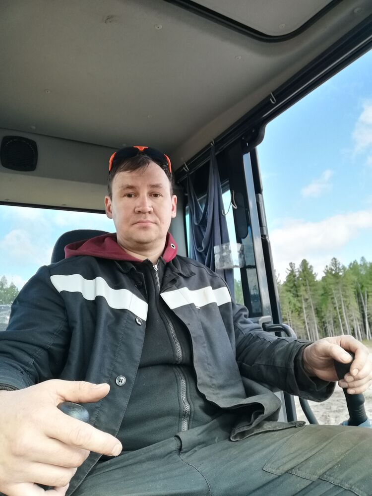  24974162  , 40 ,    