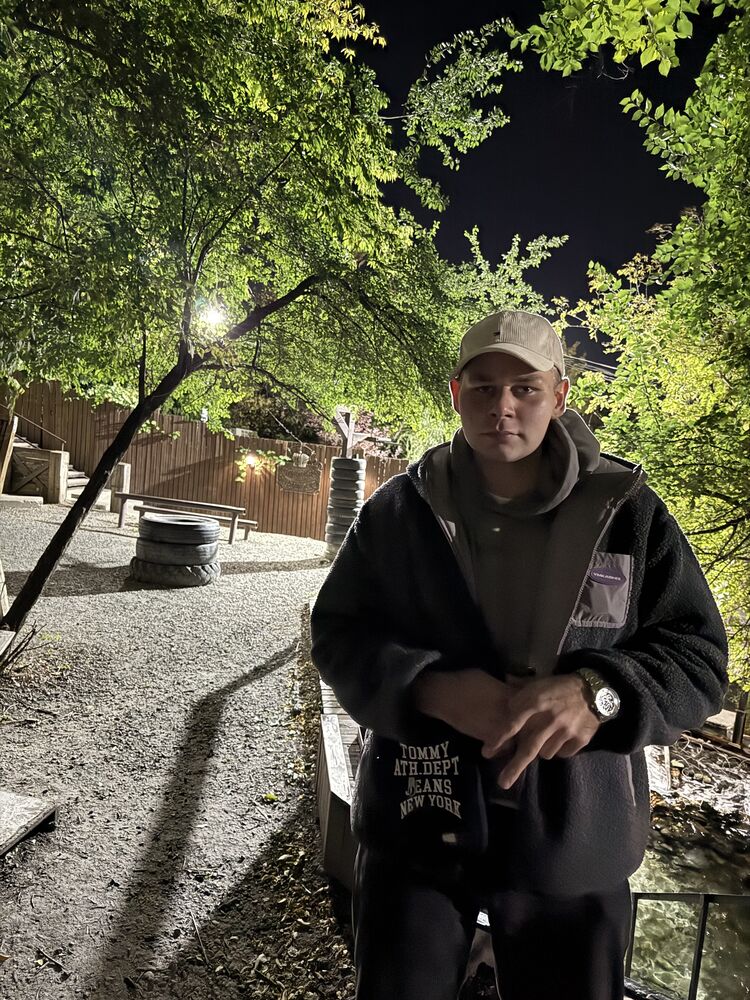  53953162  , 21 ,    --