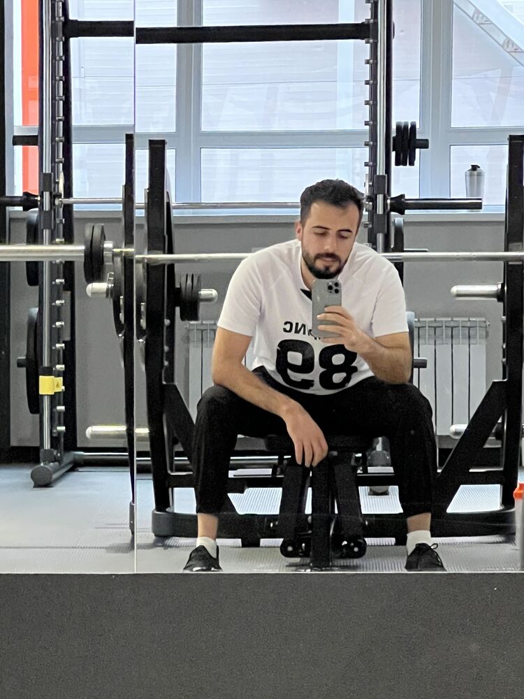  33505892  MeGr, 30 ,    