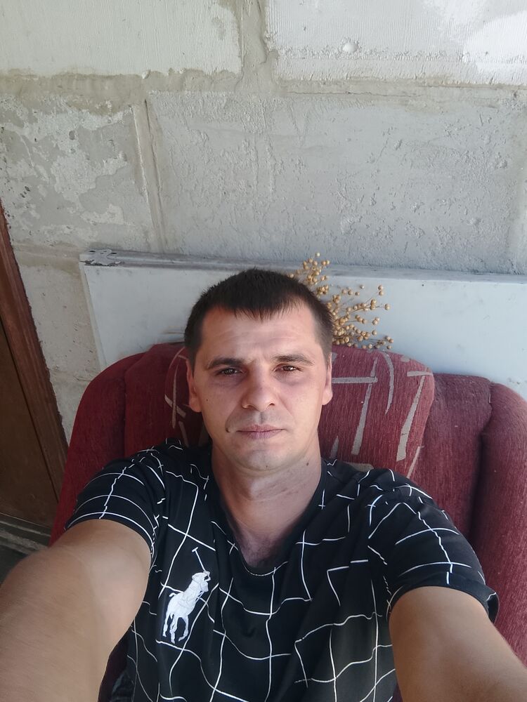  46027892  , 33 ,    