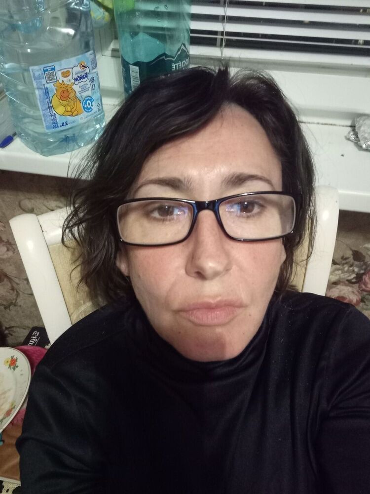  ,   Irin, 46 ,   c 