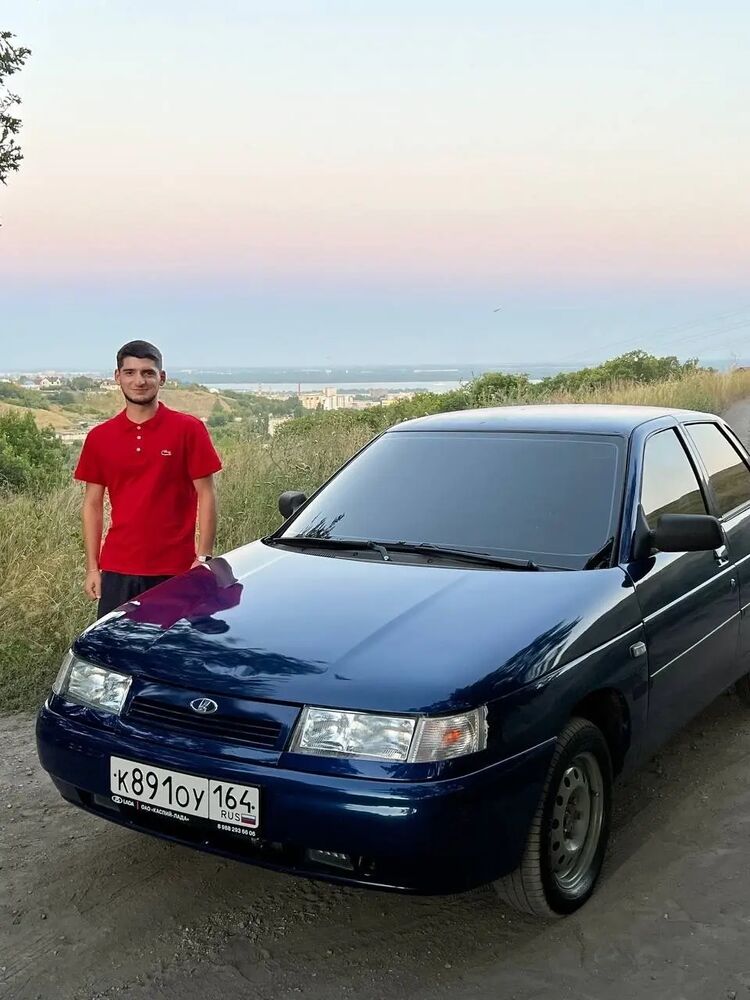 31181352  , 25 ,    
